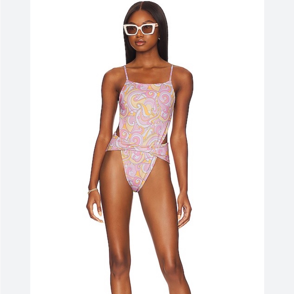 Cin Cin spectacle one piece in cirque size small NWOT